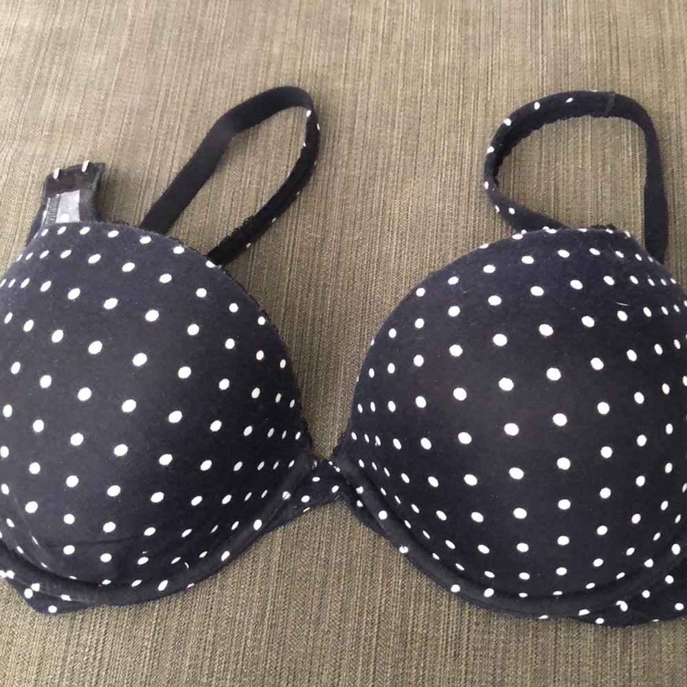 VS Bra